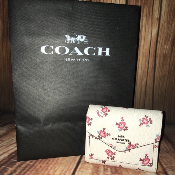 Coach Handbags - Coach Wallet